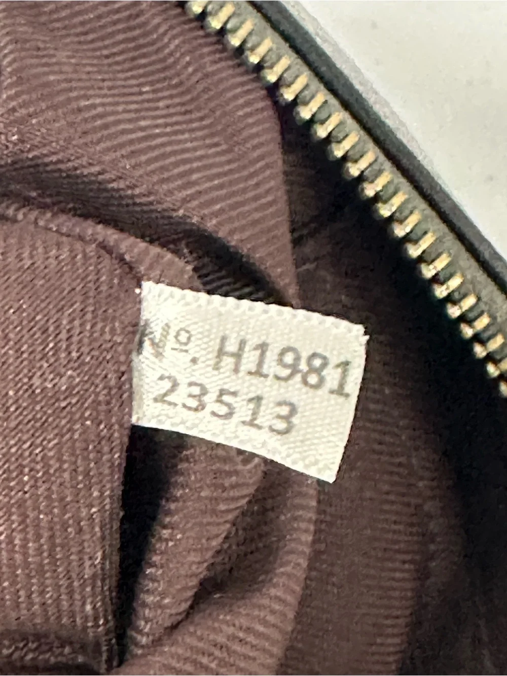 EUC Coach Gunmetal Pebbled Leather Wristlet